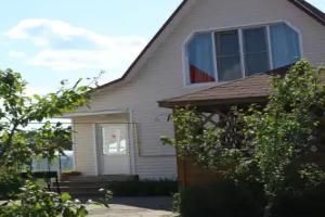 U Ozerka Hotel, Lodeinoje Pole