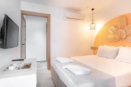 Mare Marin Boutique - 32