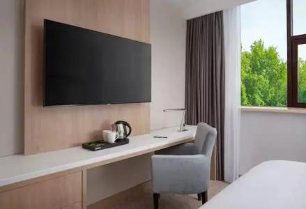 DoubleTree by Hilton - 61