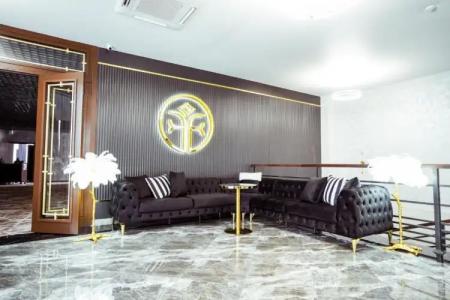 Tauke Khan Plaza - 96