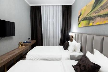 Tauke Khan Plaza - 58