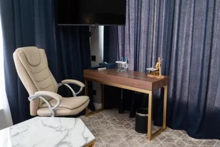 Tauke Khan Plaza - 117