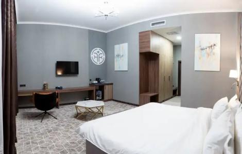 Tauke Khan Plaza - 72