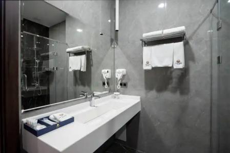 Tauke Khan Plaza - 90