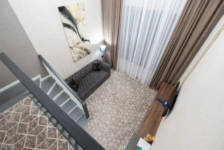 Tauke Khan Plaza - 82