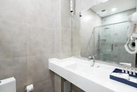 Tauke Khan Plaza - 60