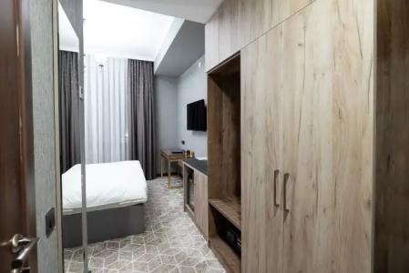 Tauke Khan Plaza - 53