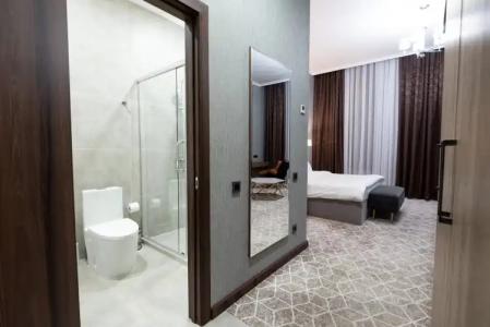 Tauke Khan Plaza - 75