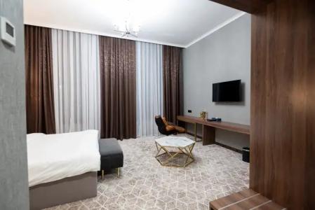 Tauke Khan Plaza - 70