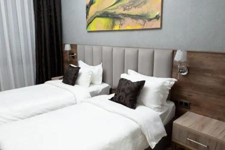 Tauke Khan Plaza - 55