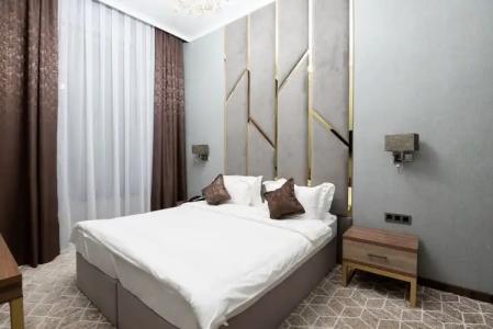 Tauke Khan Plaza - 86