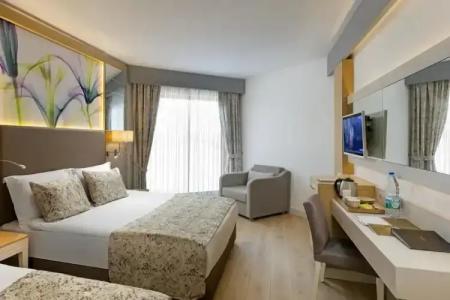 Royal Atlantis Beach - 51