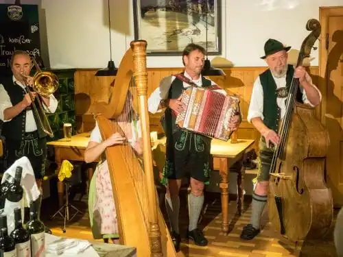 Hotel-Landgasthof Alter Wirt Leitzachtal - 75