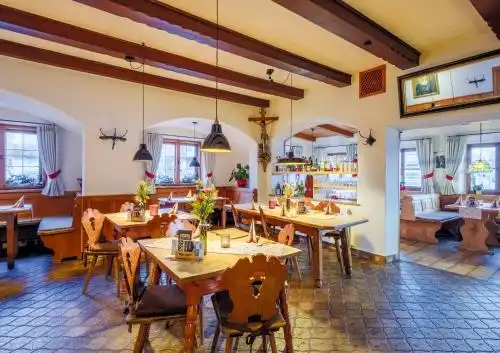 Hotel-Landgasthof Alter Wirt Leitzachtal - 34