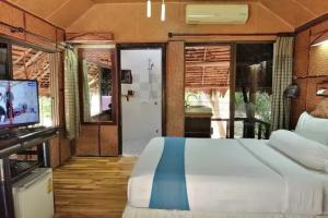 Fisherman's Hut, Pak Meng