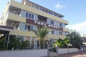 Tunç Apart, Antalya
