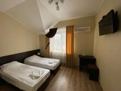 Rechnoy Prichal Living Quarters - 6