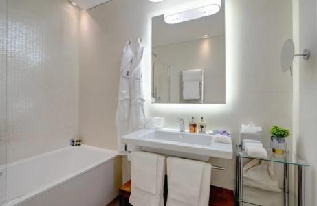 Singer Palace Roma - 57