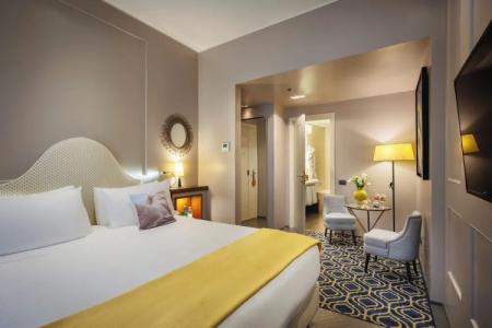 Singer Palace Roma - 97