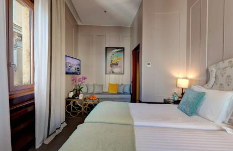 Singer Palace Roma - 85