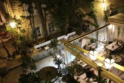 Freedom Hostel 2 - 1