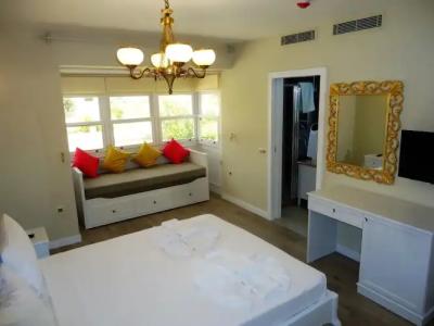 Grand Alacati Boutique - 146