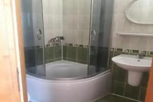 Apollon Hotel, Mukacheve