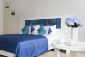 Blue Sky on Nevsky Hotel