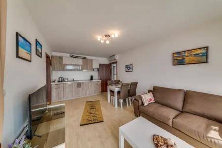 Apartcomplex Golden Bay - 17
