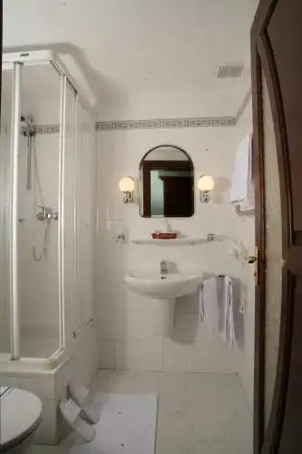 Salute Development - 20