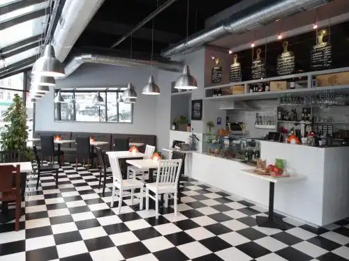 Salute Development - 22