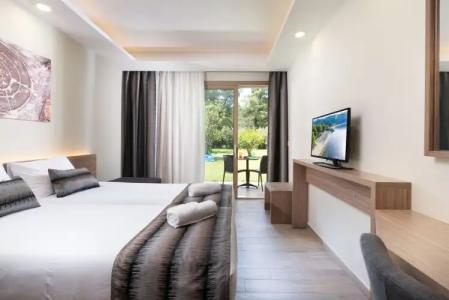 Poseidon Sea Resort - 3