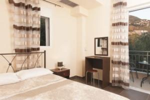 Elia & Thalassa, Kalamata