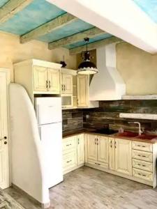 Alidian Bay Suites Leros - 68