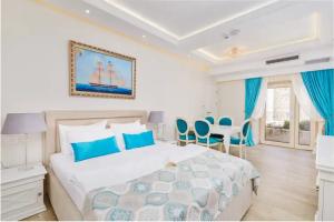 Hotel Libertas, Dobrota