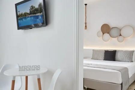 Mr & MRS White Corfu Couples Retreat Adults Only - 5