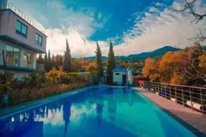 Villa Silver
