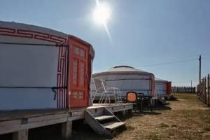 Baikal-Babr Camping, Khuzhir