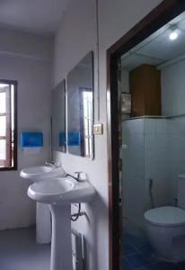 OYO 723 Lamphun Hostel - 9