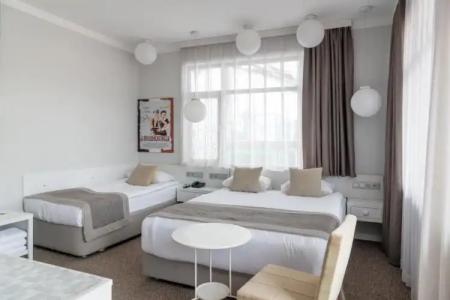 Delight Deluxe & Spa - 55