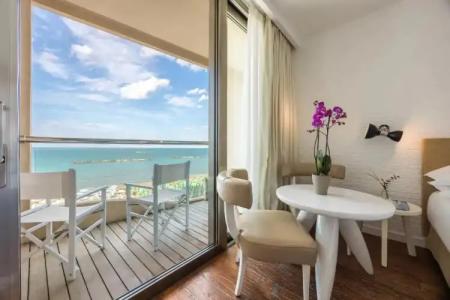 Excelsior, SPA & Lido - Preferreds & Resorts - 68