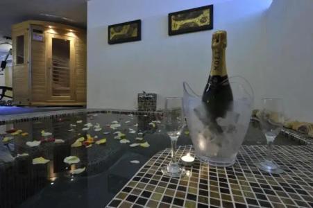 Aphrodite Boutique - 10