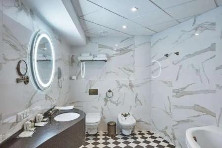 Grand Lviv Casino & Spa - 10