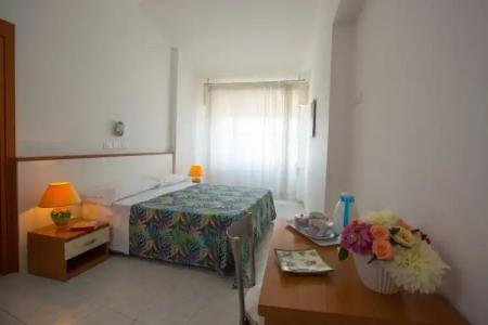 Vesuvian Inn - 1