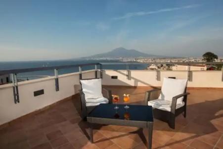 Vesuvian Inn - 6