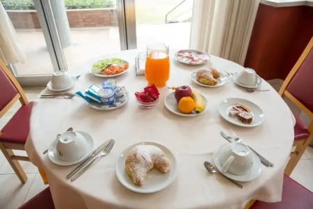 Vesuvian Inn - 9