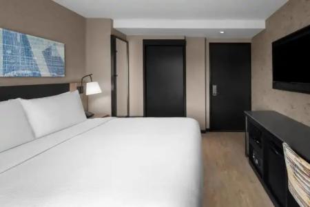 Courtyard New York World Trade Center Area - 3