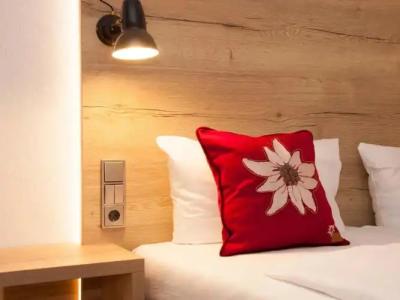 Elements Christlessee - 23