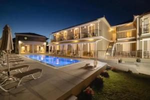 Z For Zante Villas, Lithakia