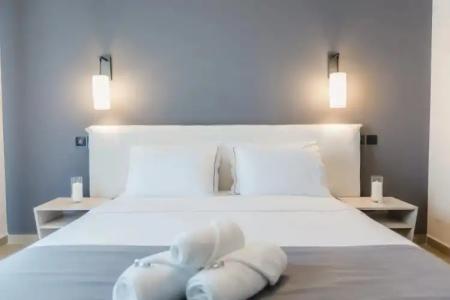 Infinity Gytheio - 34